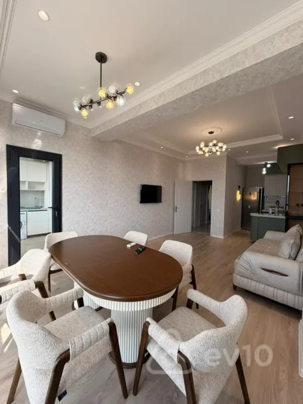 Kirayə verilir 2 otaqlı yeni tikili 90 m²