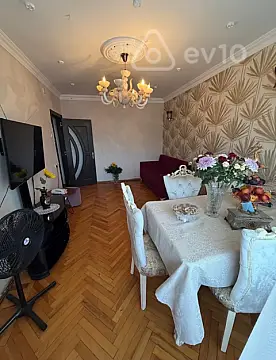 Satılır 3 otaqlı köhnə tikili 80 m² — Bakı, Yasamal 3 otaq 80.00 m²