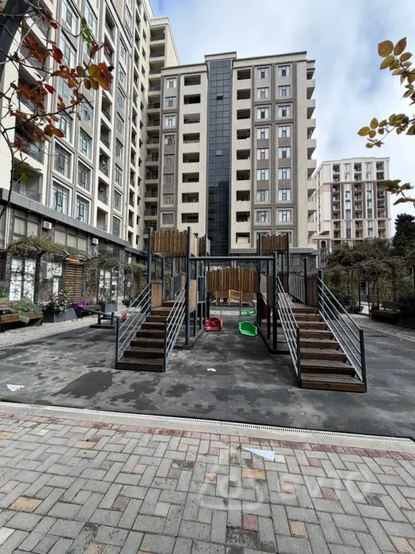 Satılır 2 otaqlı yeni tikili 73 m²
