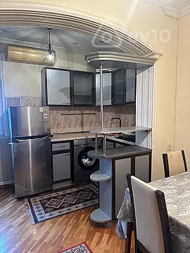 Kirayə verilir 2 otaqlı köhnə tikili 41 m² — Bakı, Binəqədi 2 otaq 41.00 m²