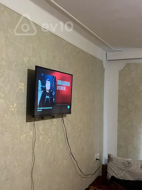 Kirayə verilir 3 otaqlı köhnə tikili 55 m²