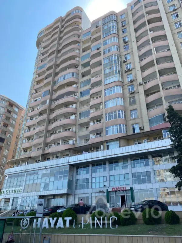 Satılır 3 otaqlı yeni tikili 160 m²