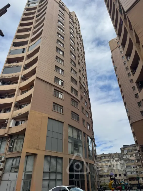 Satılır 3 otaqlı yeni tikili 136 m²