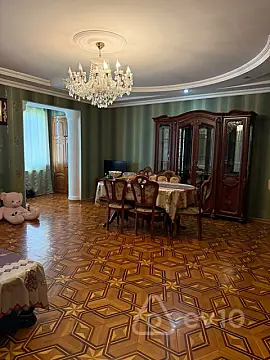 Kirayə verilir 3 otaqlı köhnə tikili 110 m² — Bakı, Nəsimi 3 otaq 110.00 m²