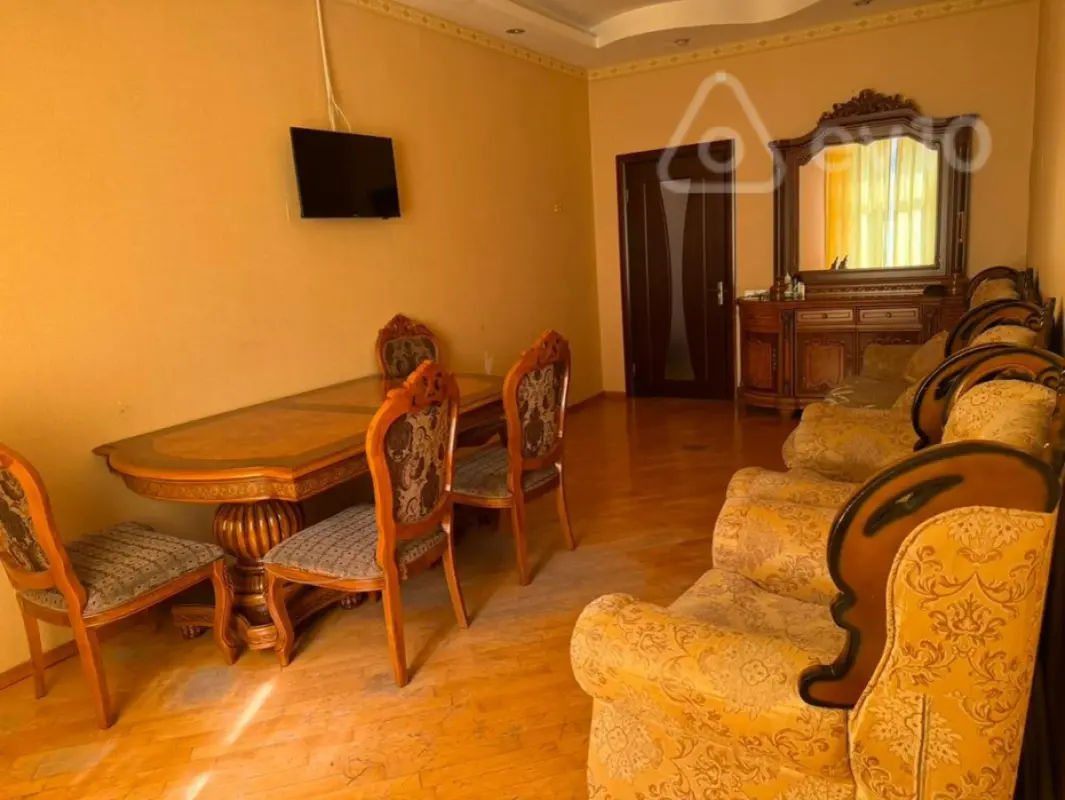 Kirayə verilir 2 otaqlı yeni tikili 65 m²