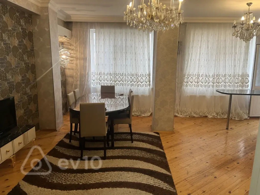 Kirayə verilir 3 otaqlı yeni tikili 90 m²