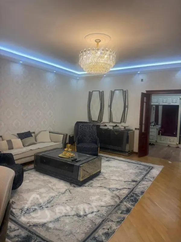 Kirayə verilir 4 otaqlı yeni tikili 200 m²