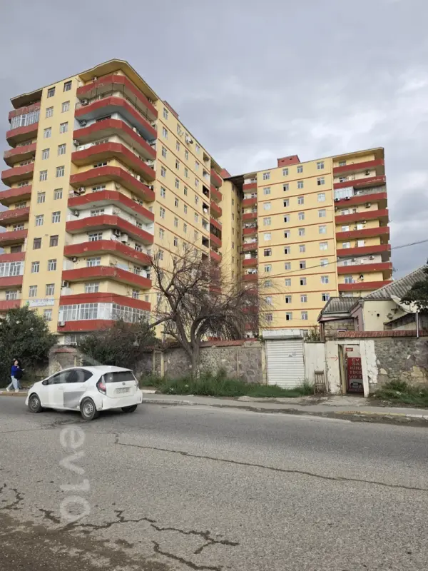 Satılır 2 otaqlı yeni tikili 64 m²
