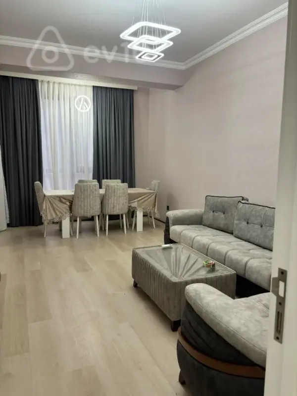 Kirayə verilir 2 otaqlı yeni tikili 70 m²