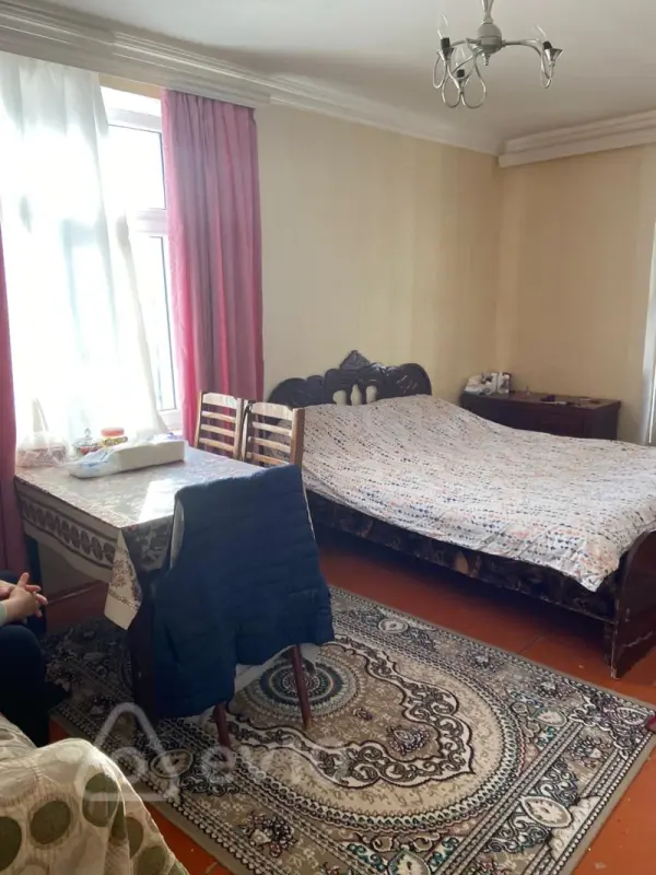 Satılır 2 otaqlı köhnə tikili 35 m²