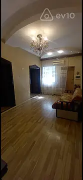 Kirayə verilir 3 otaqlı köhnə tikili 70 m² — Bakı, Səbail 3 otaq 70.00 m²