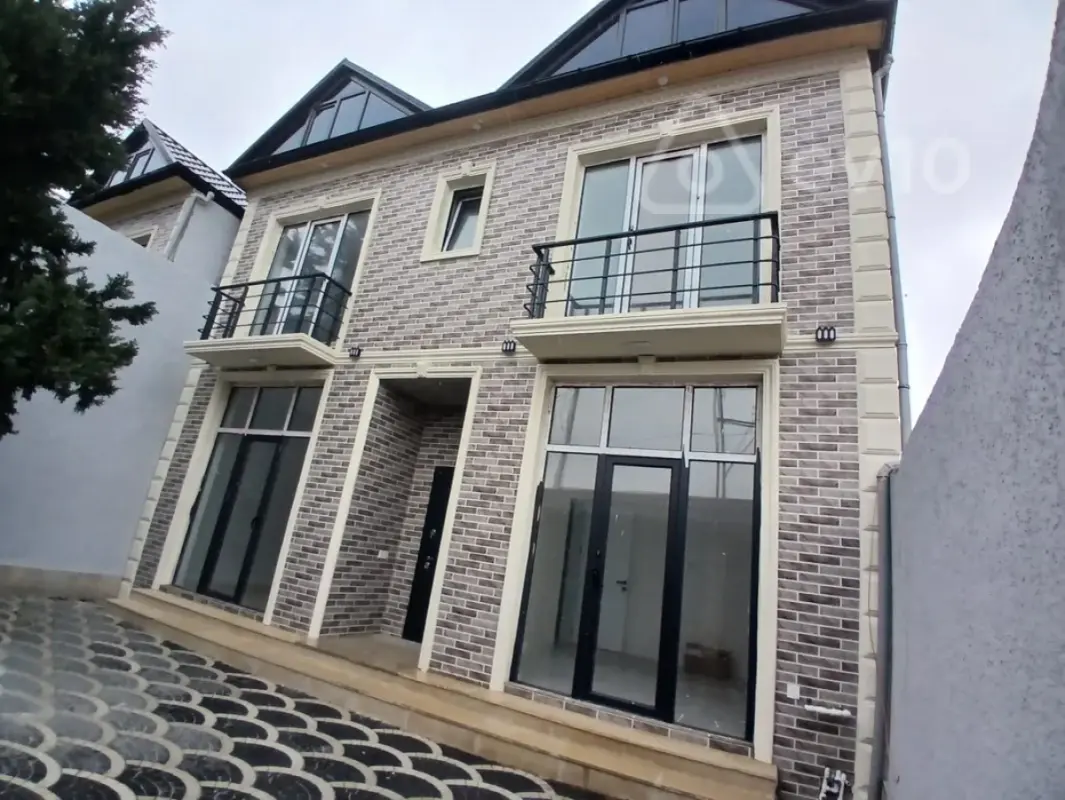 Satılır 6 otaqlı həyət evi 180 m²