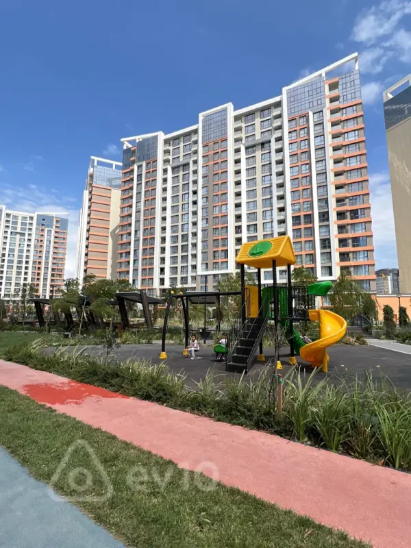 Kirayə verilir 3 otaqlı yeni tikili 70 m²
