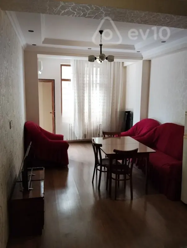 Kirayə verilir 2 otaqlı yeni tikili 70 m²