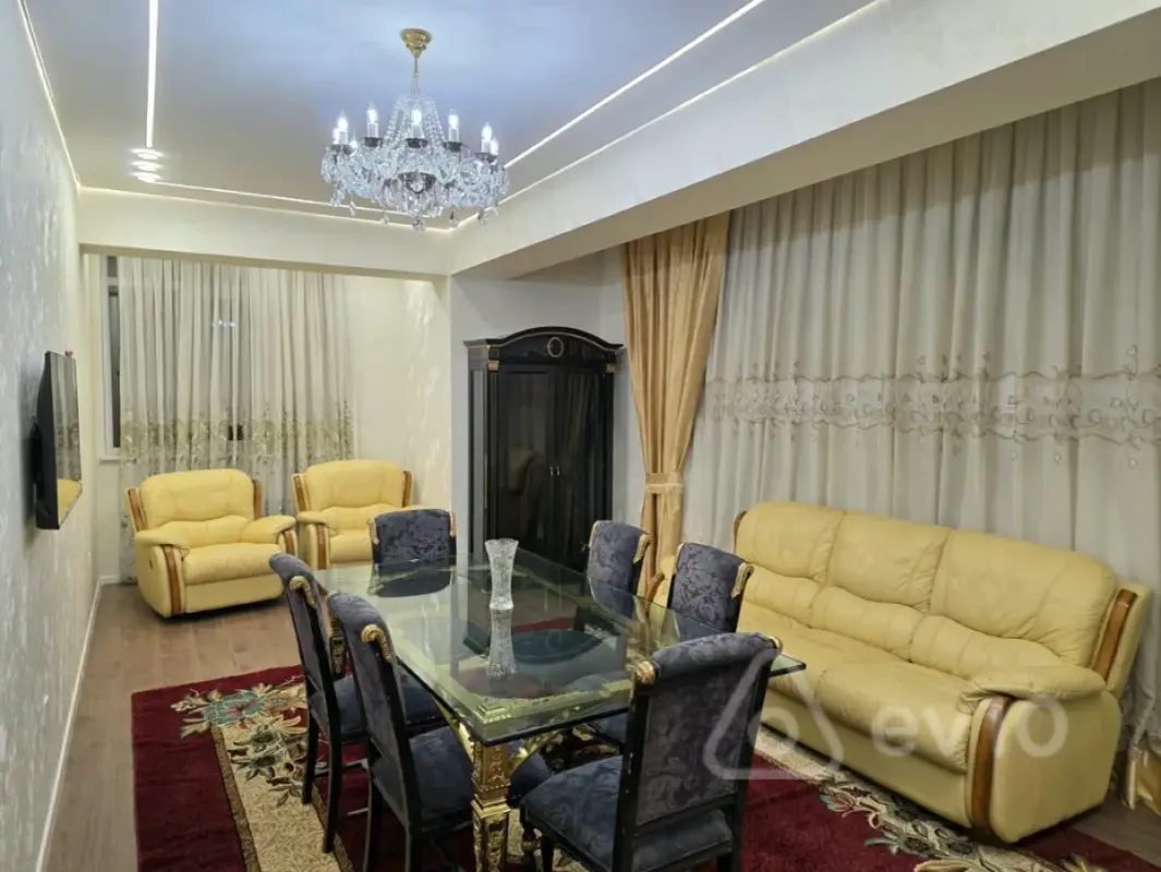 Kirayə verilir 3 otaqlı yeni tikili 100 m²