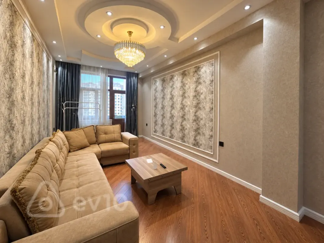 Kirayə verilir 2 otaqlı yeni tikili 95 m²
