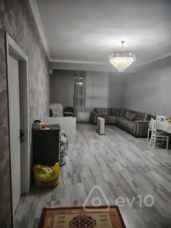 Satılır 2 otaqlı yeni tikili 65 m²