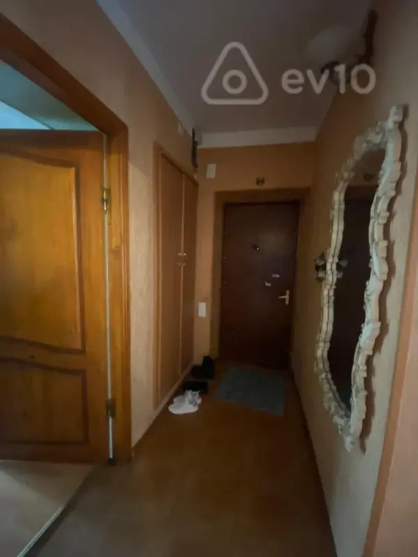 Kirayə verilir 3 otaqlı köhnə tikili 65 m²