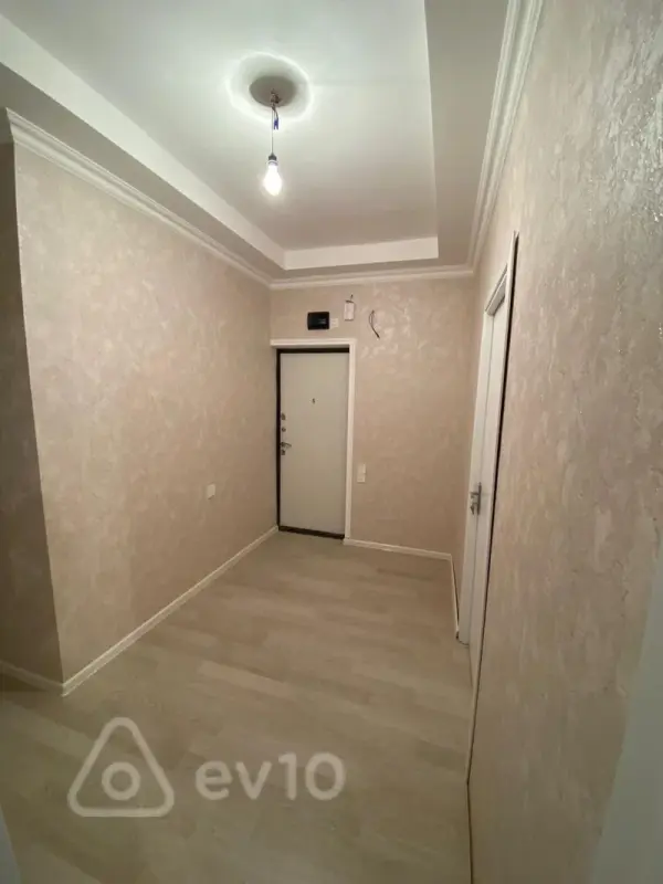 Satılır 3 otaqlı köhnə tikili 75 m²