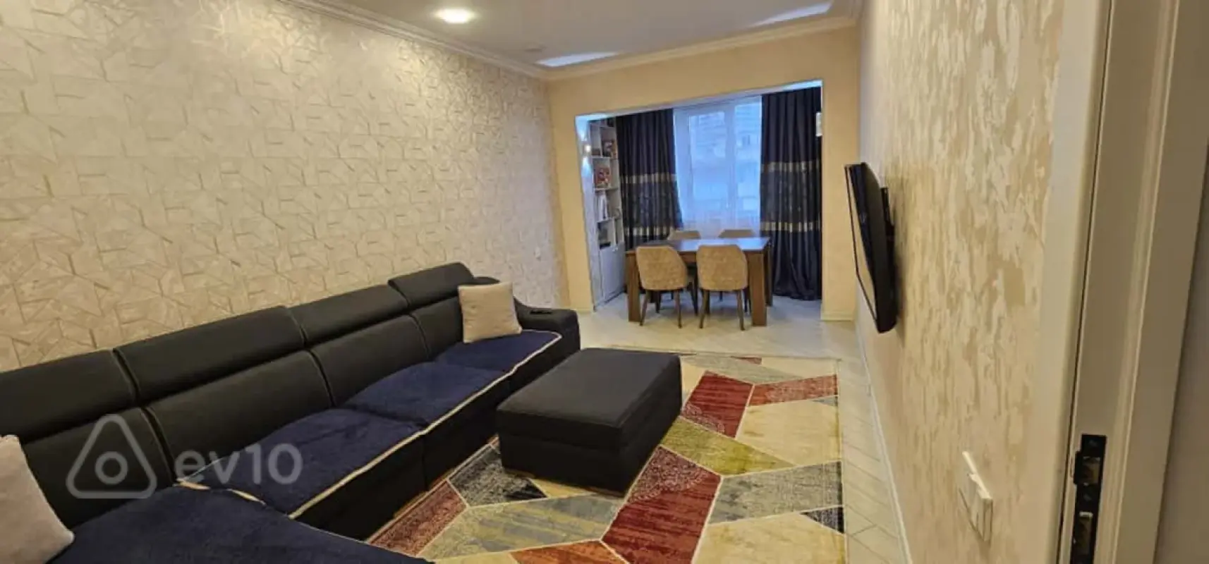 Satılır 3 otaqlı köhnə tikili 80 m²