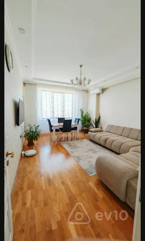 Satılır 3 otaqlı yeni tikili 85 m²