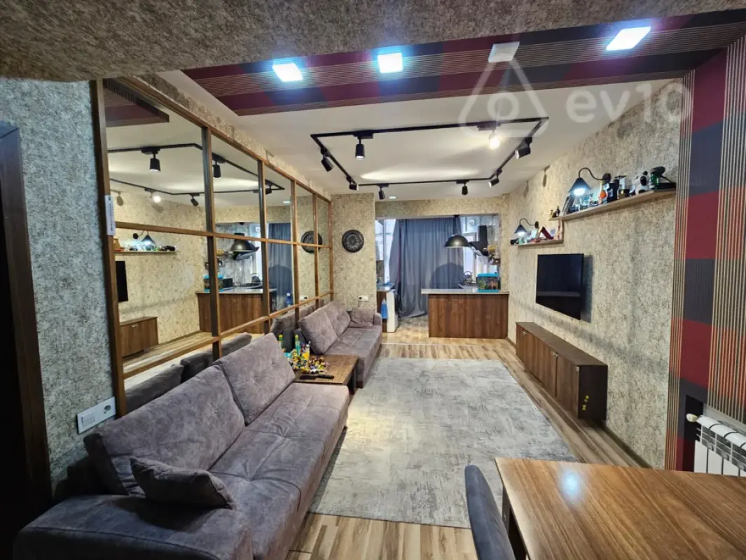 Kirayə verilir 3 otaqlı yeni tikili 90 m²