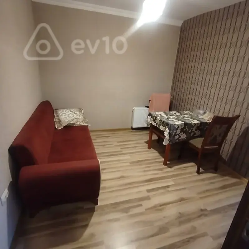 Satılır 2 otaqlı köhnə tikili 35 m²