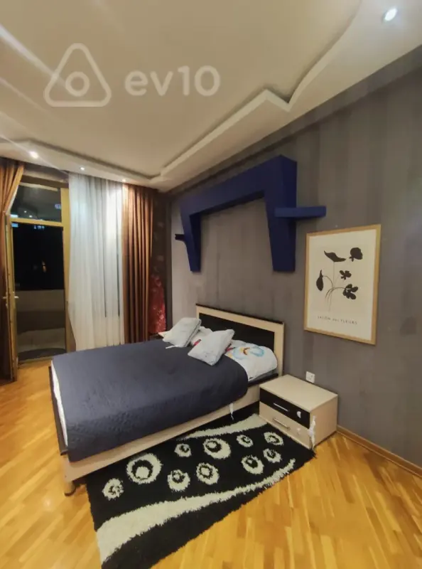 Kirayə verilir 2 otaqlı yeni tikili 65 m²
