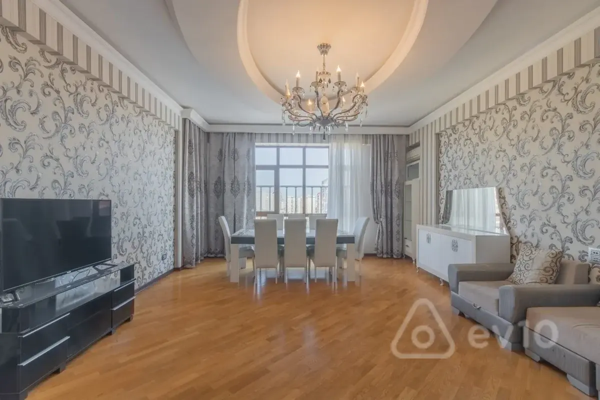 Kirayə verilir 3 otaqlı yeni tikili 135 m²
