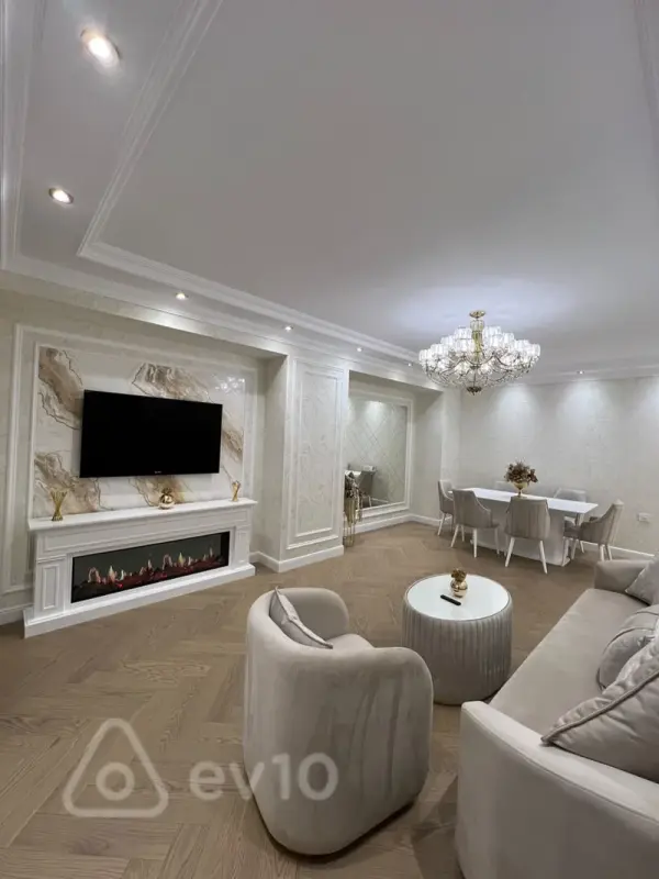 Kirayə verilir 3 otaqlı yeni tikili 148 m²