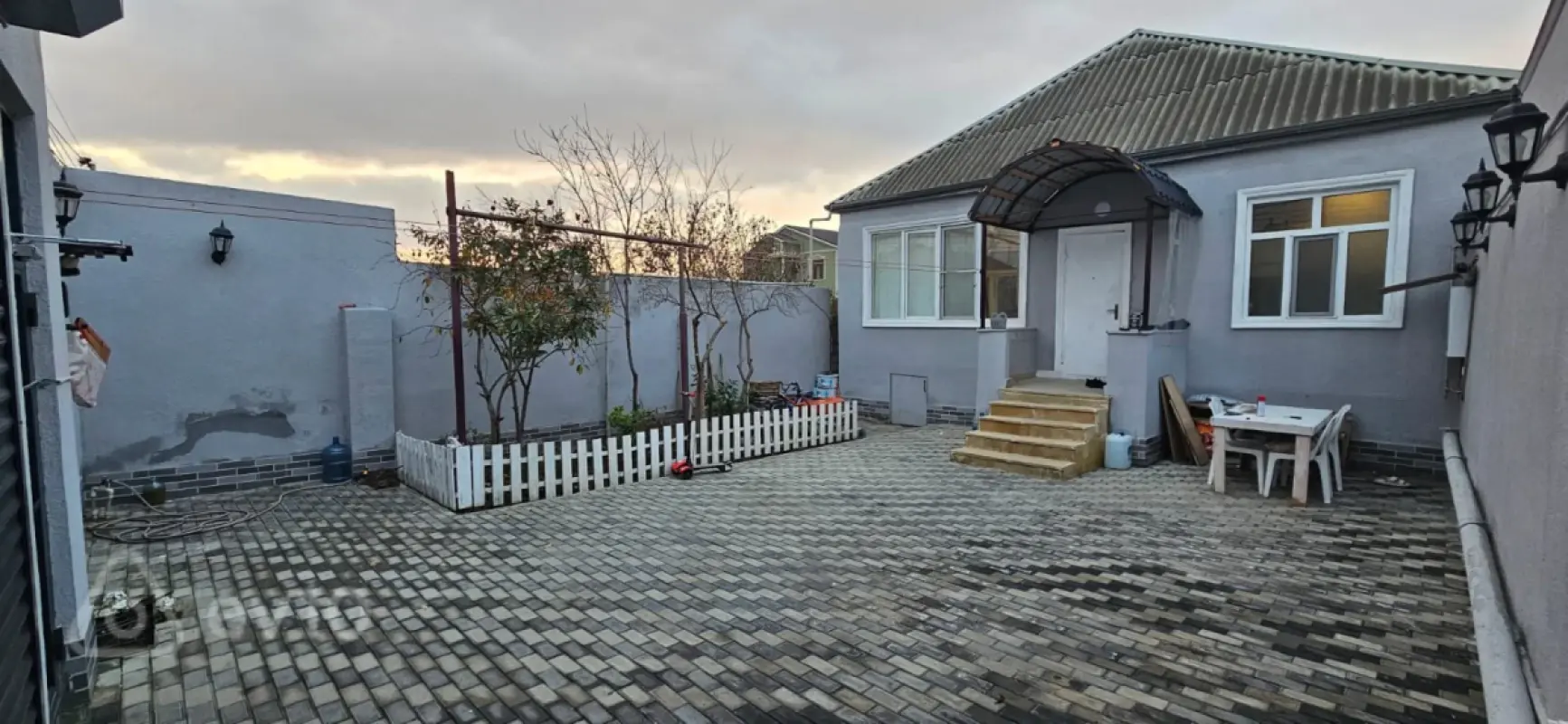 Satılır 4 otaqlı həyət evi 125 m²