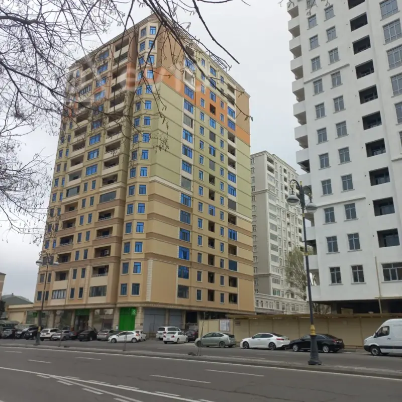 Satılır 2 otaqlı yeni tikili 130 m²