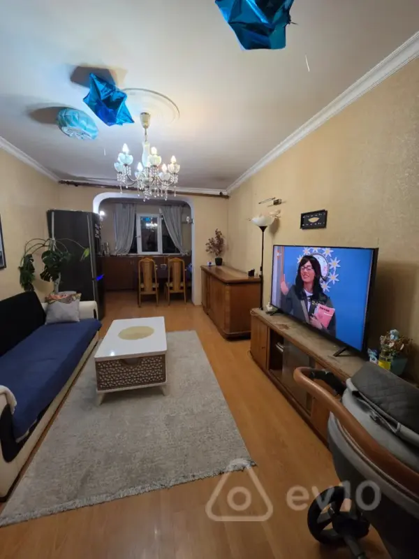 Kirayə verilir 3 otaqlı köhnə tikili 70 m²