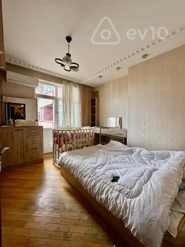 Kirayə verilir 2 otaqlı yeni tikili 45 m²