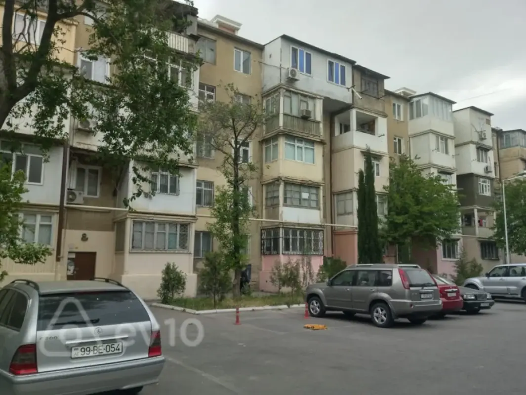 Satılır 2 otaqlı köhnə tikili 35 m²