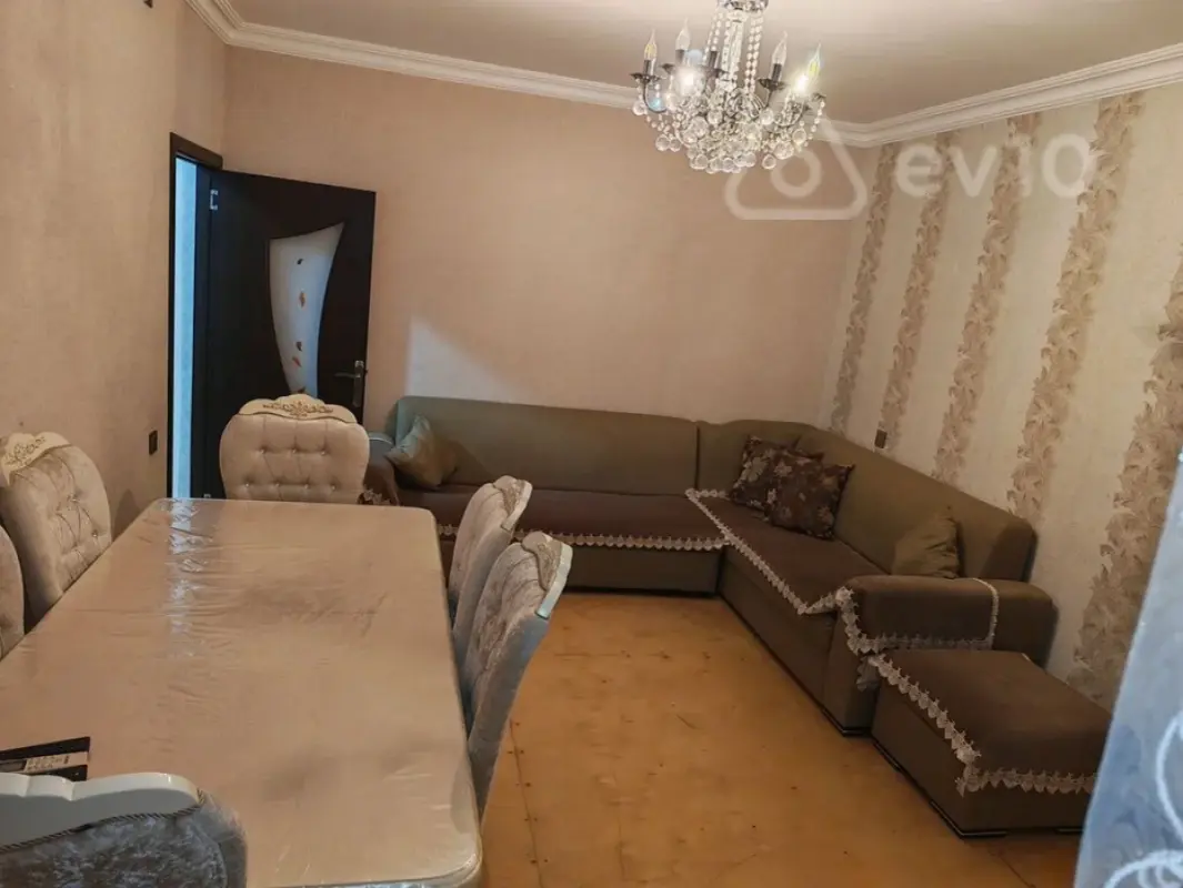 Kirayə verilir 2 otaqlı köhnə tikili 50 m²