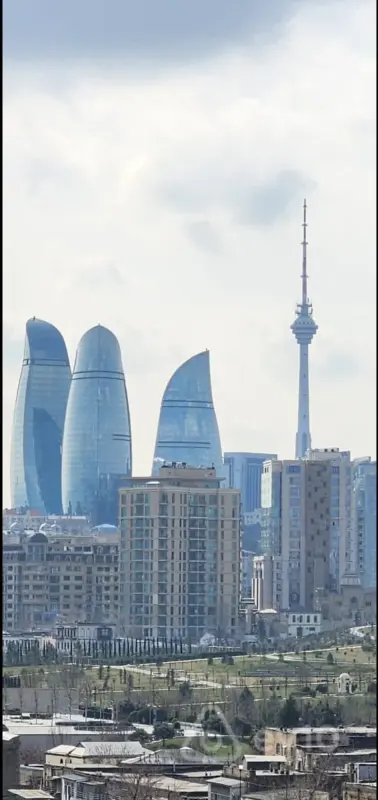 Satılır 2 otaqlı yeni tikili 83 m²