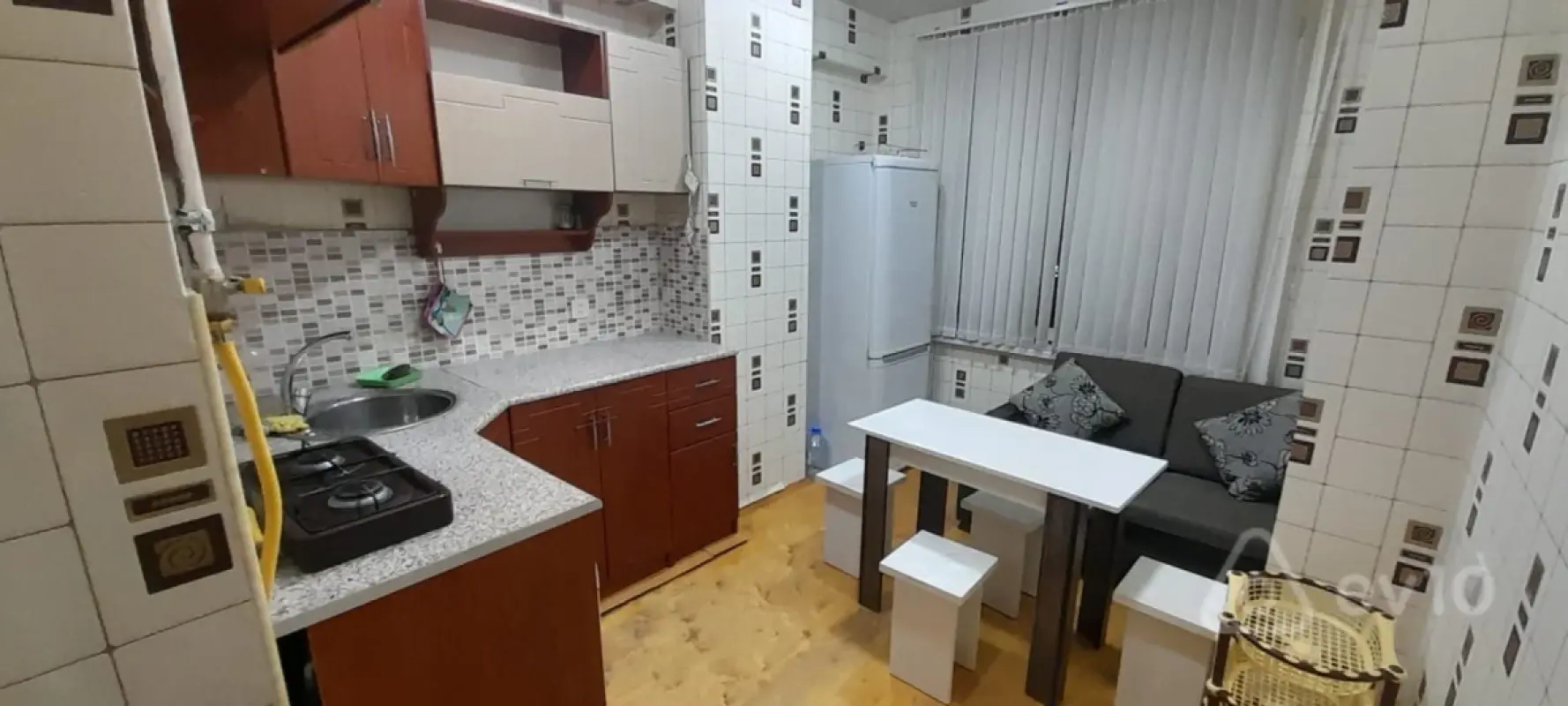 Kirayə verilir 1 otaqlı yeni tikili 37 m²