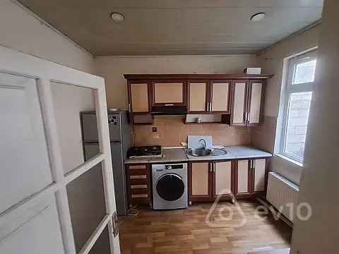 Kirayə verilir 3 otaqlı həyət evi 100 m² — Xırdalan 3 otaq 100.00 m²