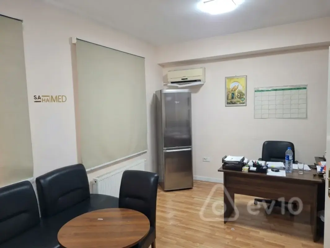 Kirayə verilir 1 otaqlı ofis 22 m²