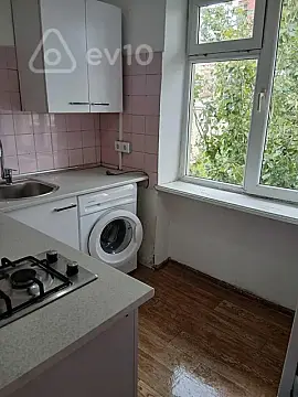 Kirayə verilir 2 otaqlı köhnə tikili 45 m² — Bakı, Nərimanov 2 otaq 45.00 m²