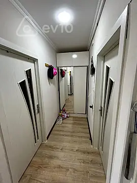 Satılır 2 otaqlı köhnə tikili 52 m² — Bakı, Suraxanı 2 otaq 52.00 m²