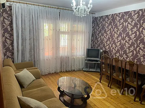 Kirayə verilir 2 otaqlı köhnə tikili 65 m² — Bakı, Nizami 2 otaq 65.00 m²