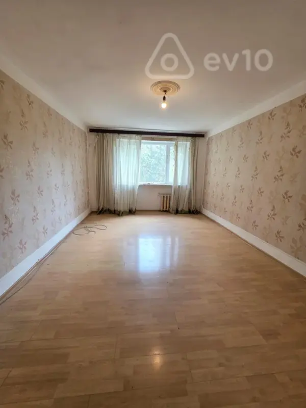 Kirayə verilir 3 otaqlı köhnə tikili 72 m²
