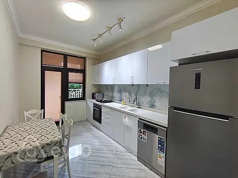 Kirayə verilir 3 otaqlı yeni tikili 110 m² — Bakı, Nərimanov 3 otaq 110.00 m²