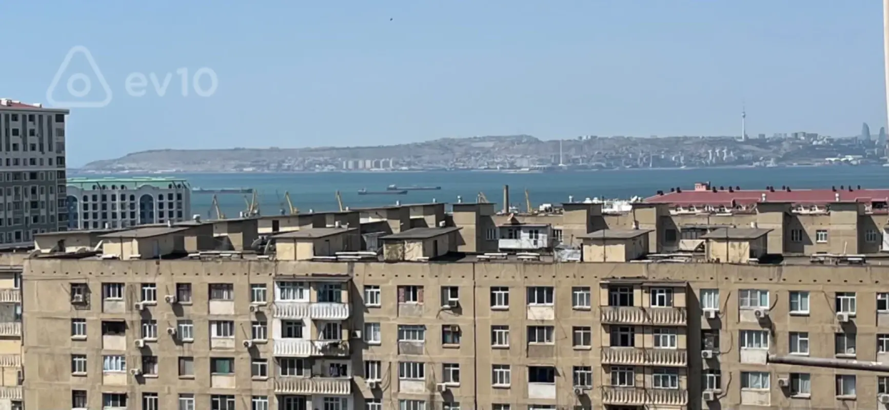Satılır 2 otaqlı yeni tikili 82 m²