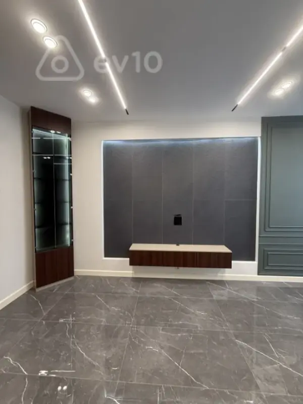 Satılır 2 otaqlı yeni tikili 86 m²