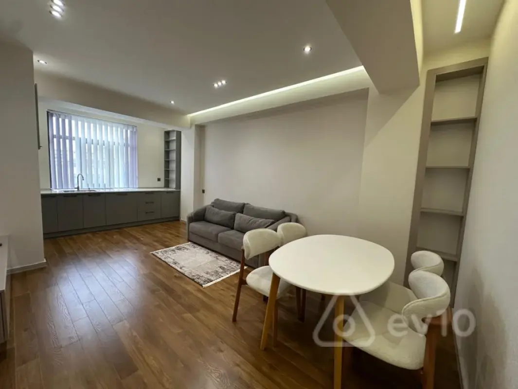Kirayə verilir 1 otaqlı yeni tikili 60 m²