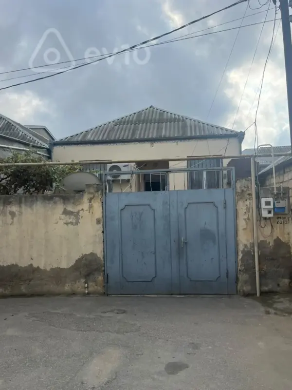 Satılır 2 otaqlı həyət evi 52.8 m²