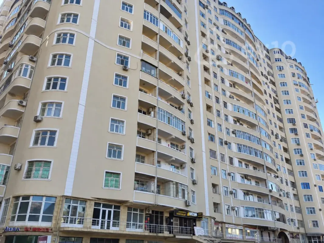 Satılır 2 otaqlı yeni tikili 84 m²
